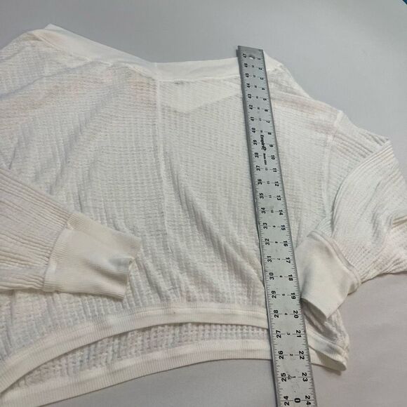 Free People Southside White Waffle Thermal Knit Top Size Small - Picture 9 of 9